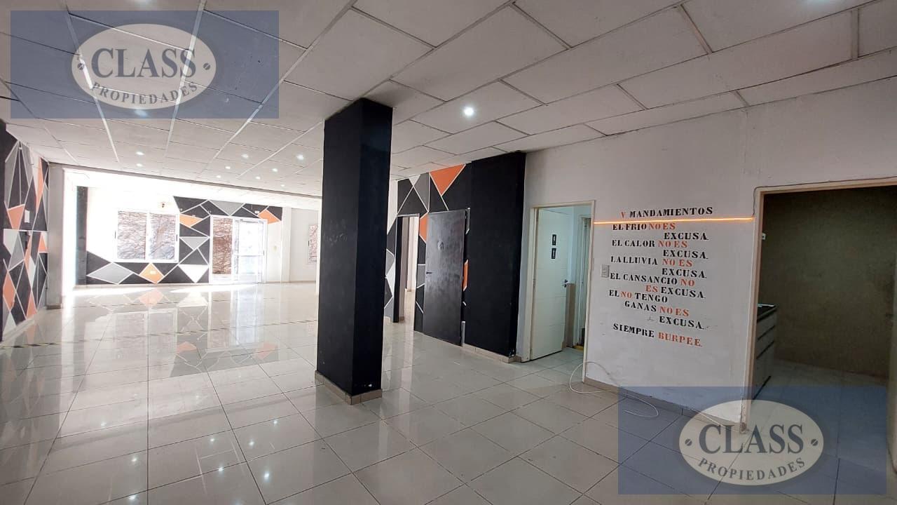 Foto de Local 200m2 + Depto. 1 ambiente en VENTA en FLORES, imagen 5