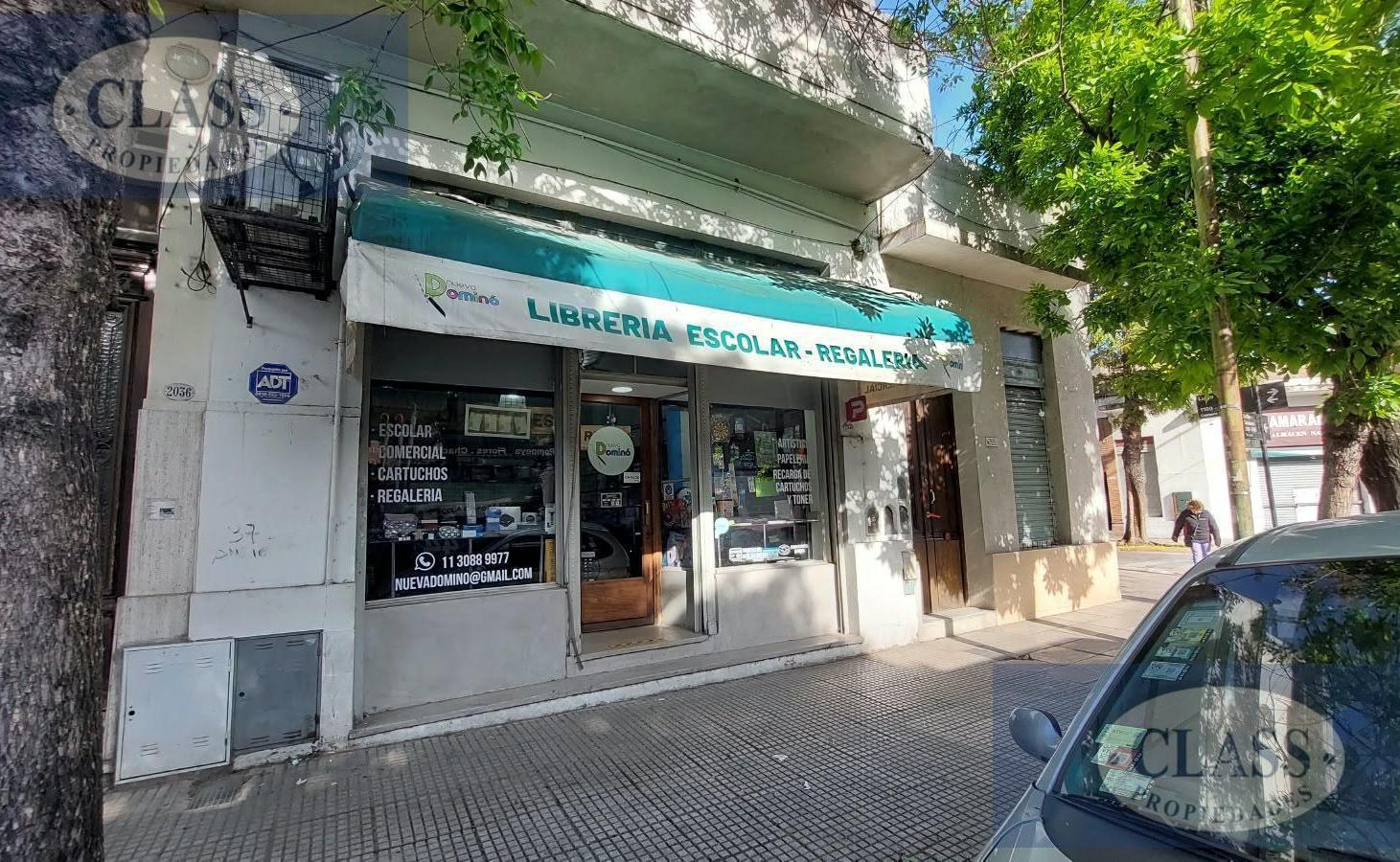 Foto de LOCAL AL FRENTE CON ENTRADA INDEPENDIENTE EN VENTA EN PARQUE CHACABUCO, imagen 2