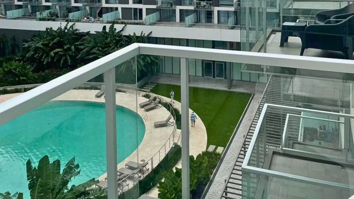 Monoambiente en alquiler amoblado con vista a la pileta en Concepción Palermo 3