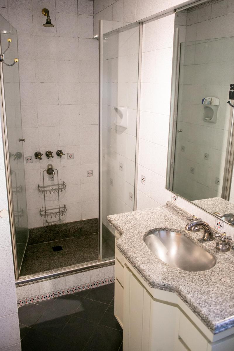 Único Piso 5 Ambientes 2 Cocheras Dependencia Amenities Parque Arbolado Piscina 3