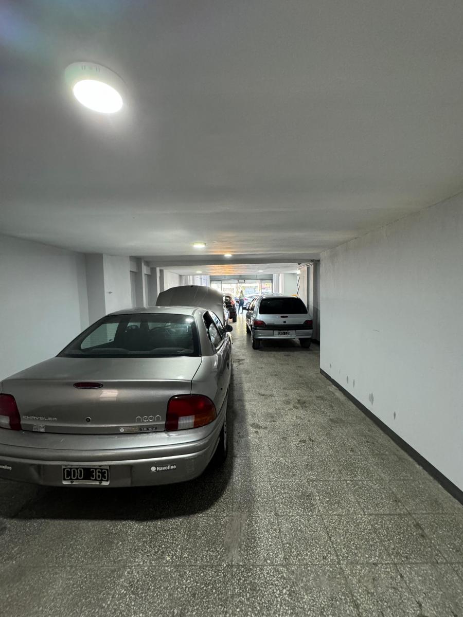 Local con Vivienda Sobre Av Juan B Justo 2