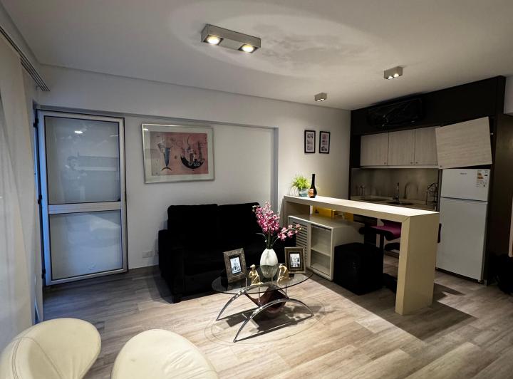 Juncal 800 - Recoleta - El valor del alquiler incluye: ABL, Expensas y Luz. 1