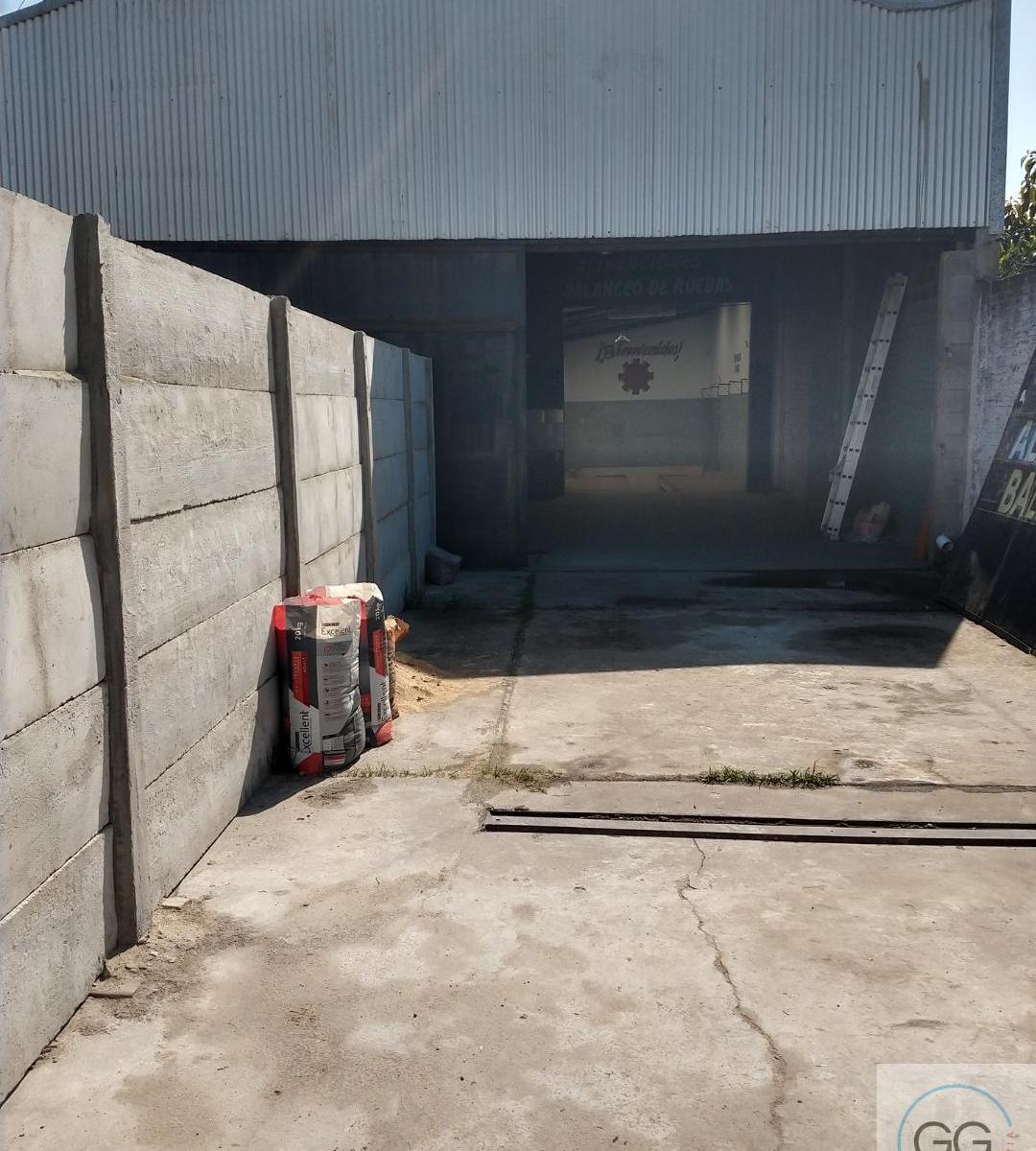 Vende Galpòn 200 m² Cub. Hudson, Berazategui. 3
