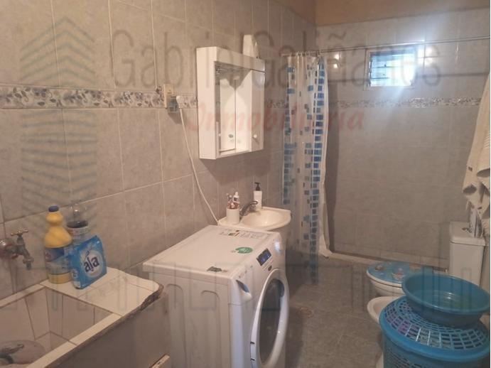Venta Vivienda + Lote. Florencio Varela, G. B. a. Sur 5