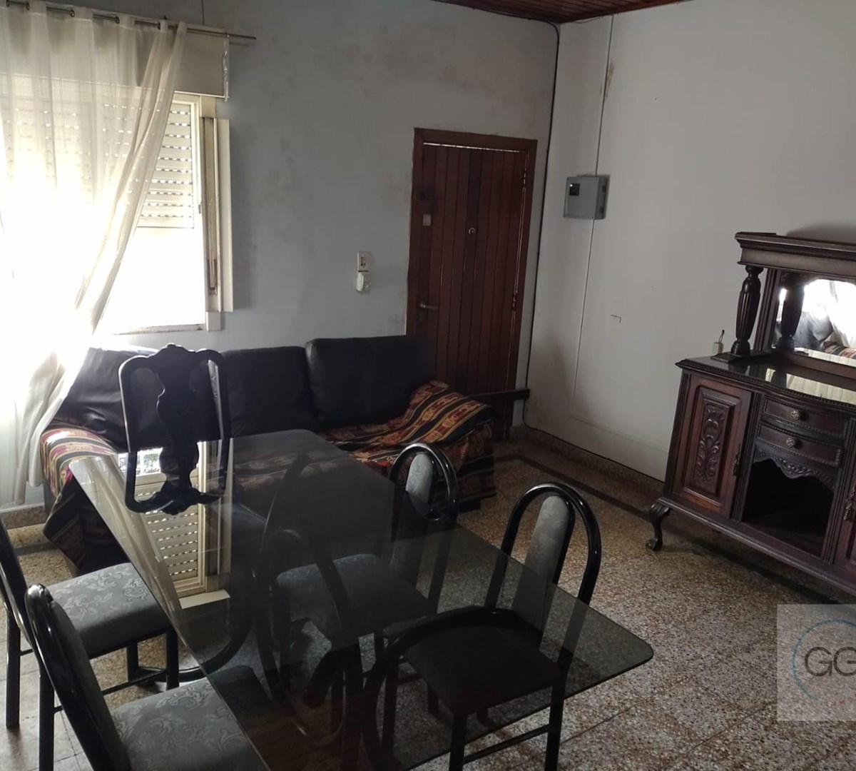 Foto de VENDE Casa 3 ambientes en Planta baja con Garage. Quilmes Oeste, imagen 5
