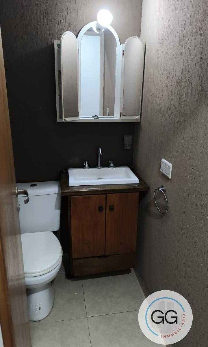 Vende Departamento 2 Ambientes. Berazategui. 2
