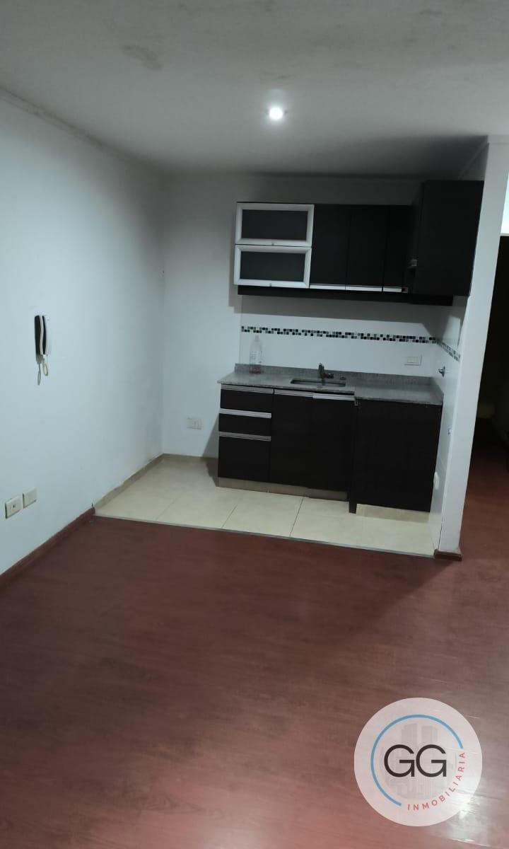 Vende Departamento 2 Ambientes. Berazategui. 1
