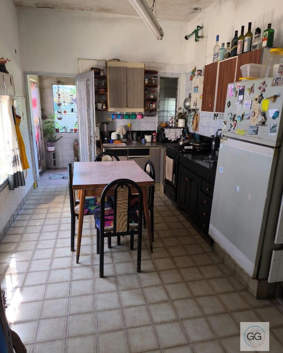 Vende Casa 3 Ambientes + Monoambiente. Berazategui. 3