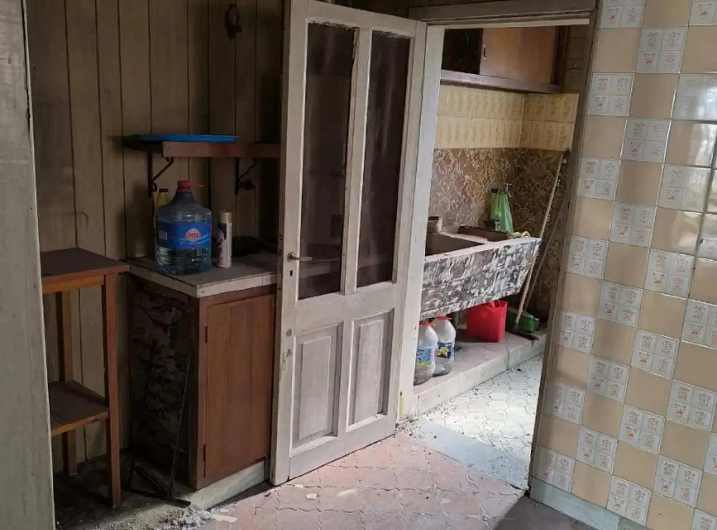 Vende Casa Americana 4 ambientes -A refaccionar- Florencio Varela. 4