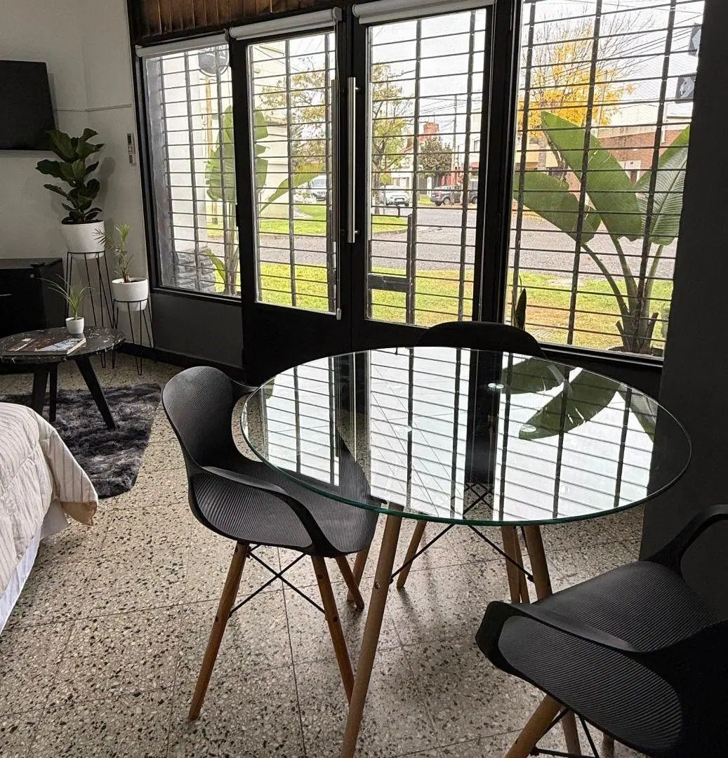 Monoambiente privado con baño Aire, WiFi y SmartTV 2