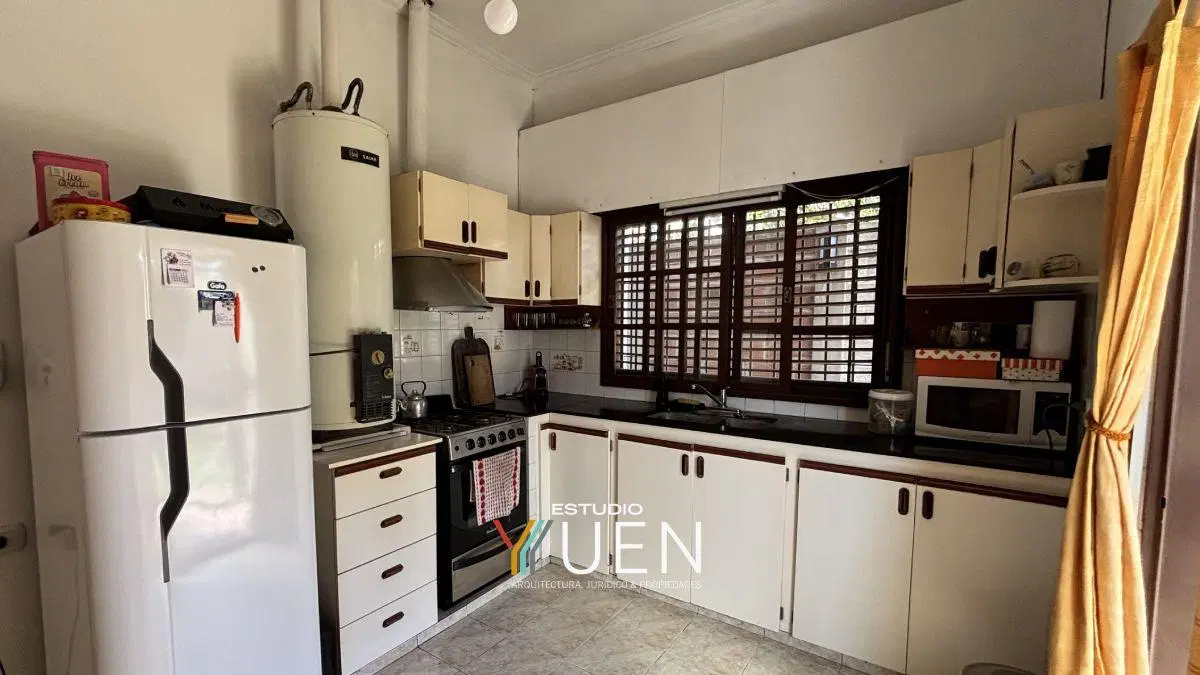 Casa en venta en Barrio Aeropuerto de 2 dormitorios 5