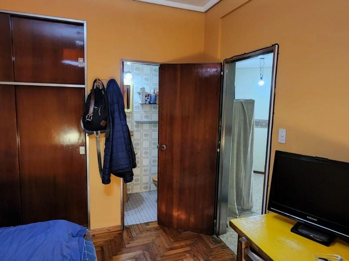 Venta Departamento 4 Ambientes Cochera Temperley. 2