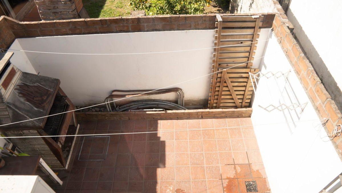Venta de PH, Triplex, 4 Amb. Quilmes 5