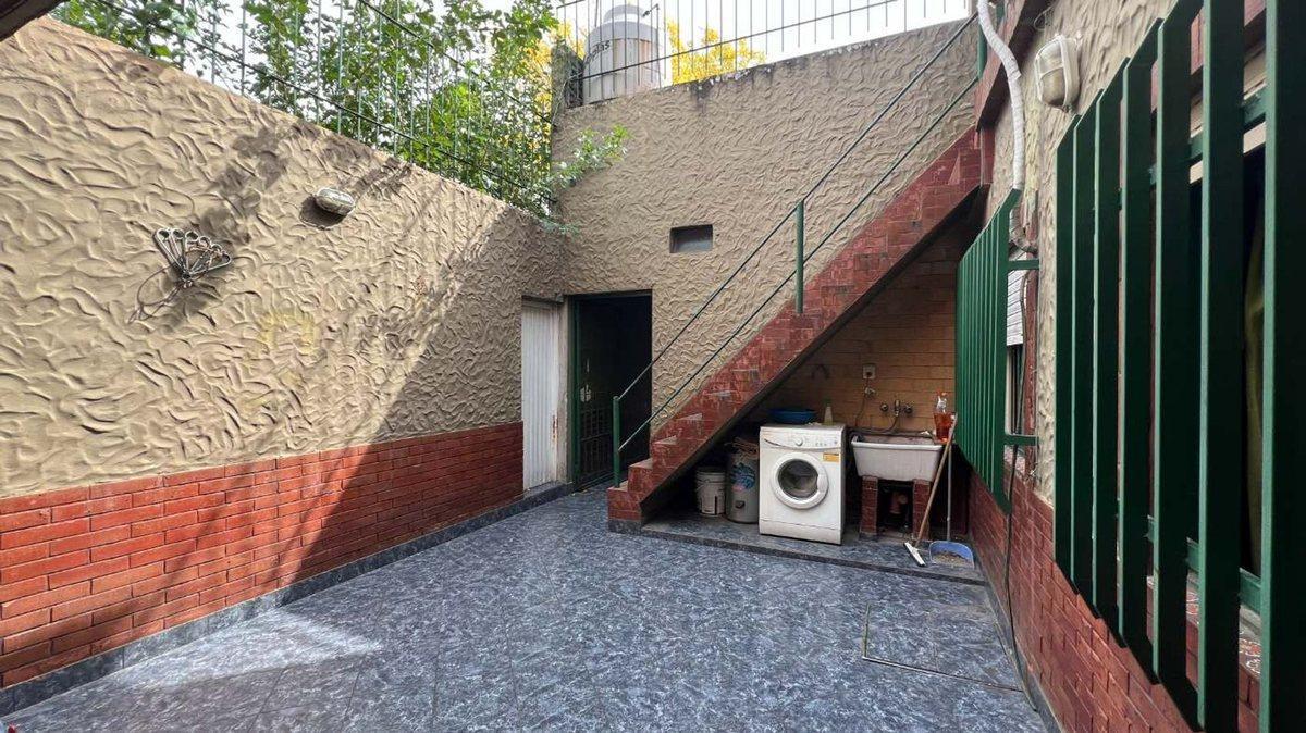 Venta Doble Casa en Pompeya Terraza Patio Quincho! 2