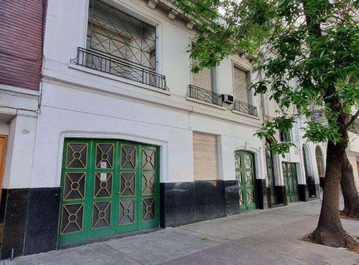 CASA EN VENTA CABALLITO A REFACCIONAR 1