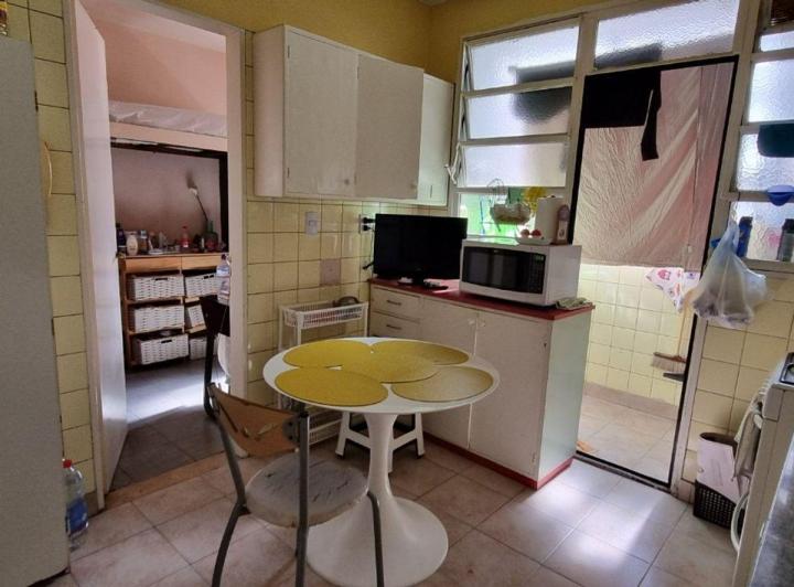 DEPARTAMENTO 4 AMBIENTES DEP SERV  VENTA BALVANERA 5
