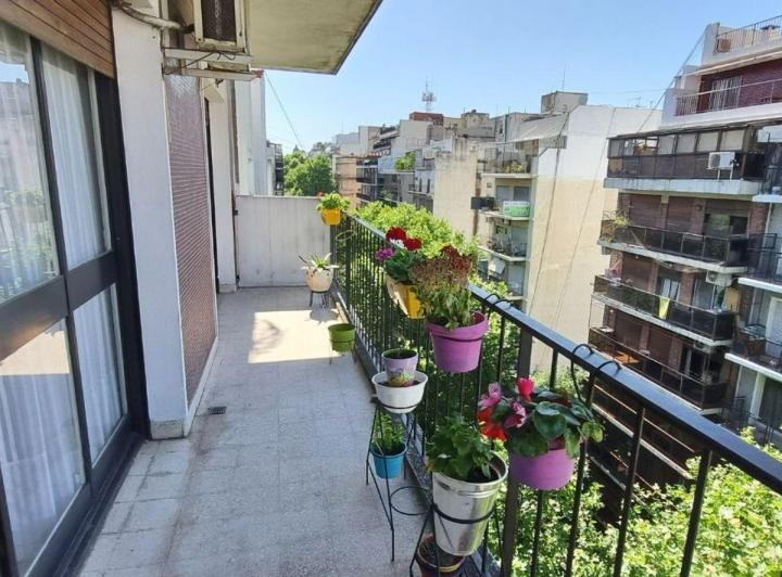 DEPARTAMENTO 4 AMBIENTES DEP SERV  VENTA BALVANERA 3