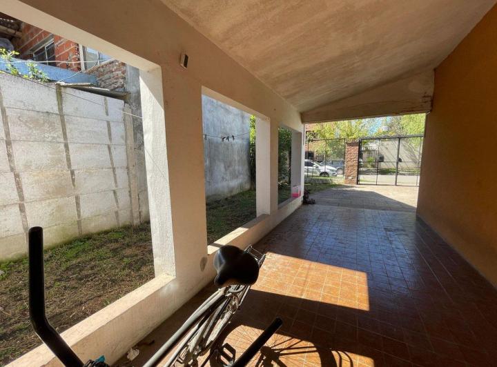 VENTA CASA 3 AMB.  MARCOS PAZ 4