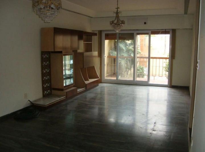 CASA LINIERS 225 M2 5 Amb 2 Cocheras Fondo libre 4
