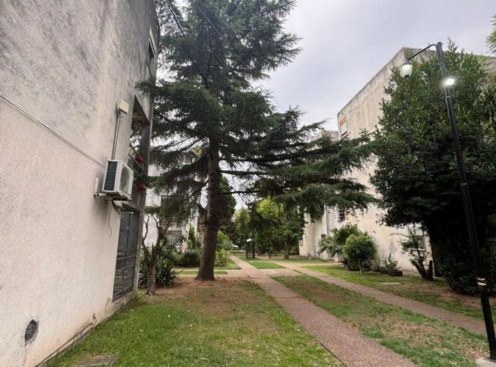 DUPLEX 5 AMBIENTES A REFACCIONAR BERNAL (Quilmes) 4