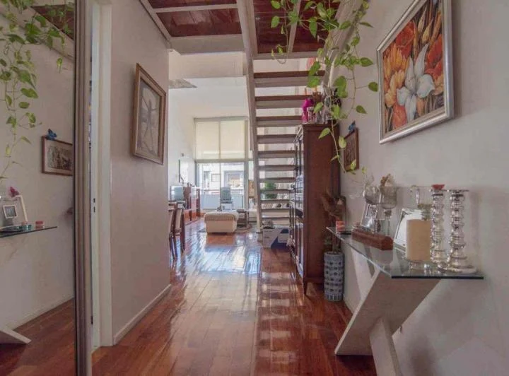 VENTA DUPLEX 5 AMBIENTES CON DOS COCHERAS BARRACAS 5