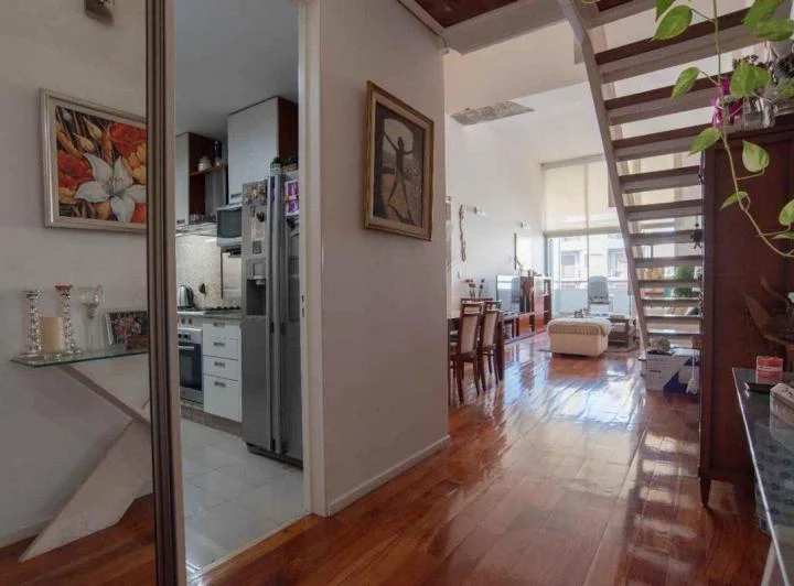 VENTA DUPLEX 5 AMBIENTES CON DOS COCHERAS BARRACAS 5