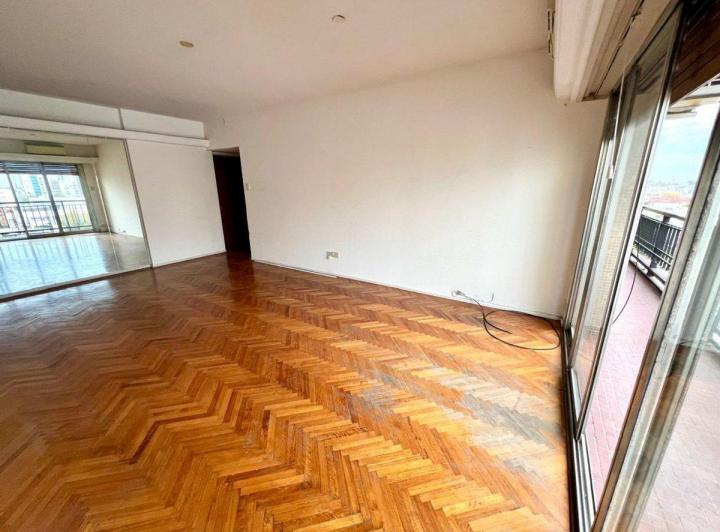 VENTA DEPARTAMENTO 4 AMB + DEP.ENDENCIA AVELLANEDA 5