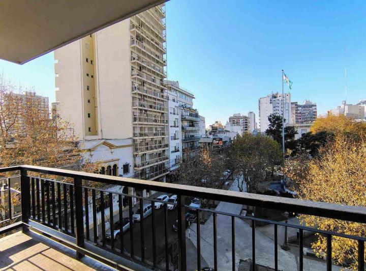 VENTA DEPARTAMENTO 4 AMBIENTES - AVELLANEDA 2