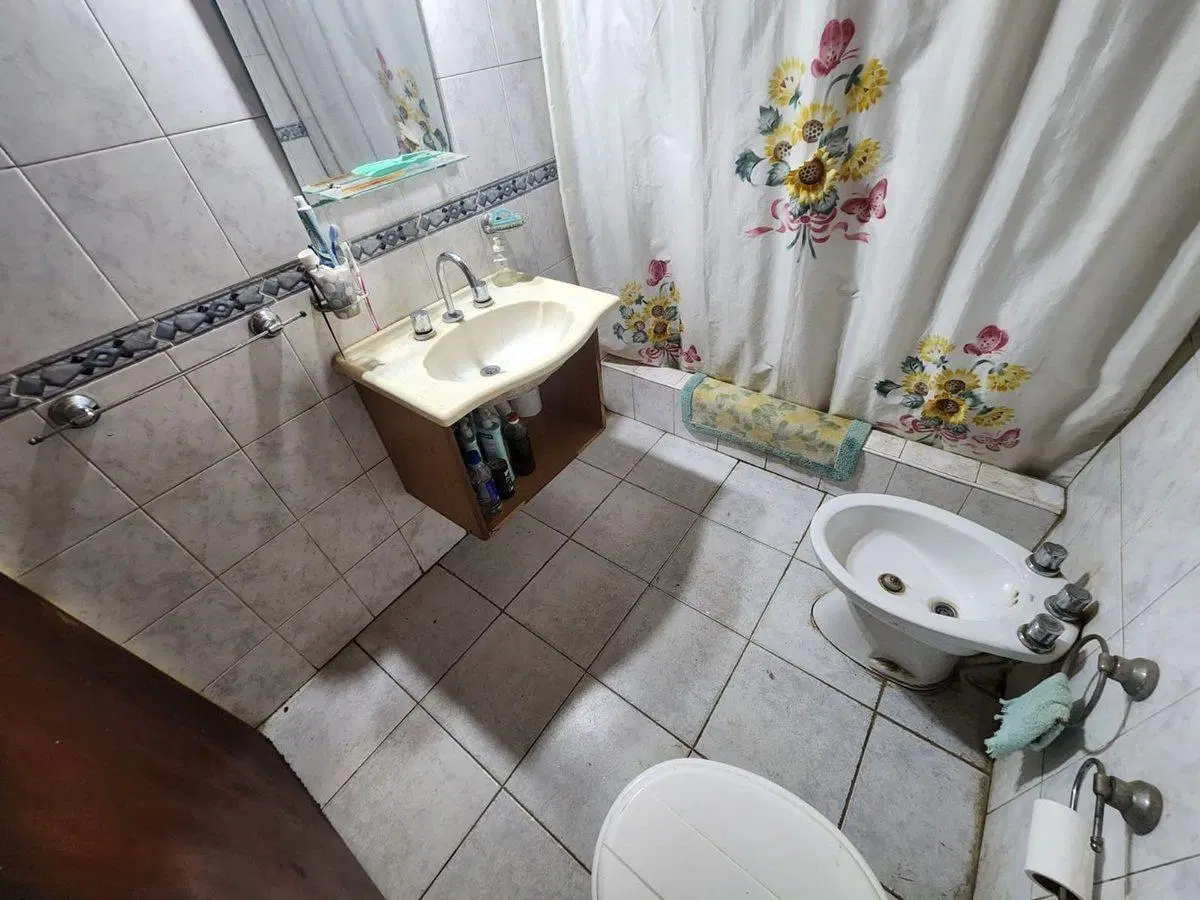 Venta Casa 2 amb  Quilmes 5