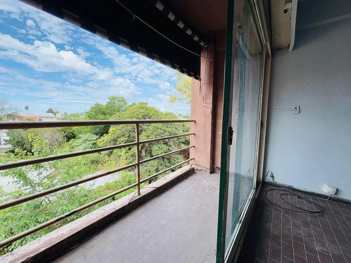 VENTA DEPARTAMENTO 4 AMBIENTES QUILMES 5