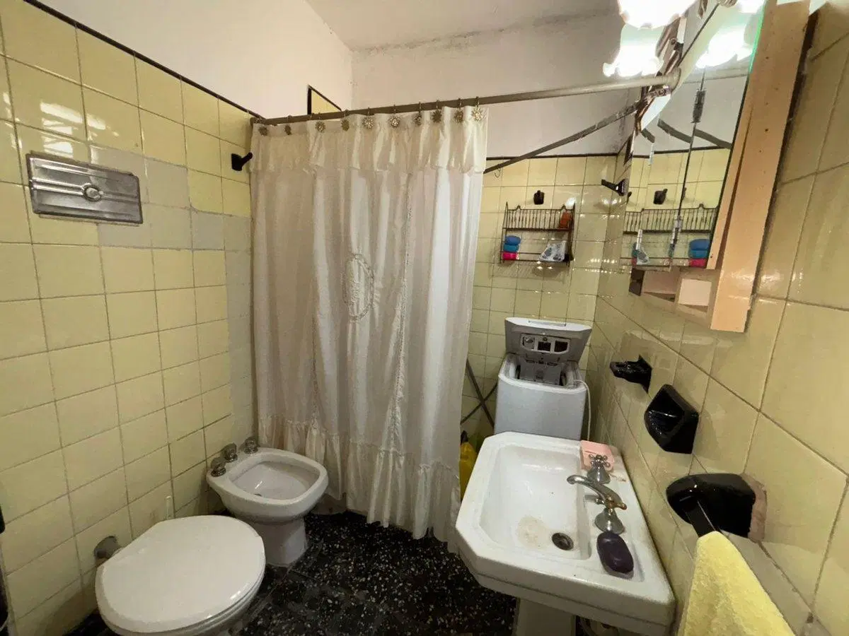 VENTA PH 3 AMBIENTES BARRIO LA BOCA 5
