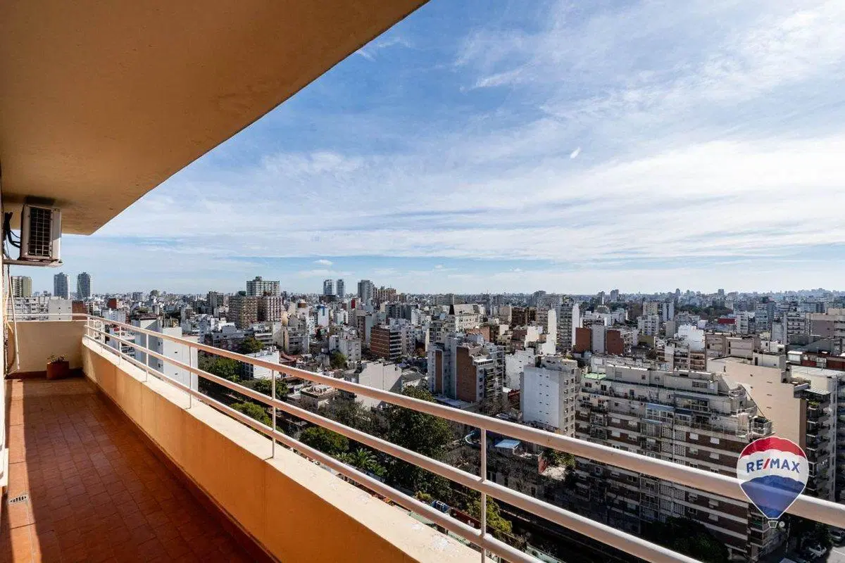 VENTA DEPTO 4 AMB COCHERA BALCON 4 BAÑOS ALMAGRO 2