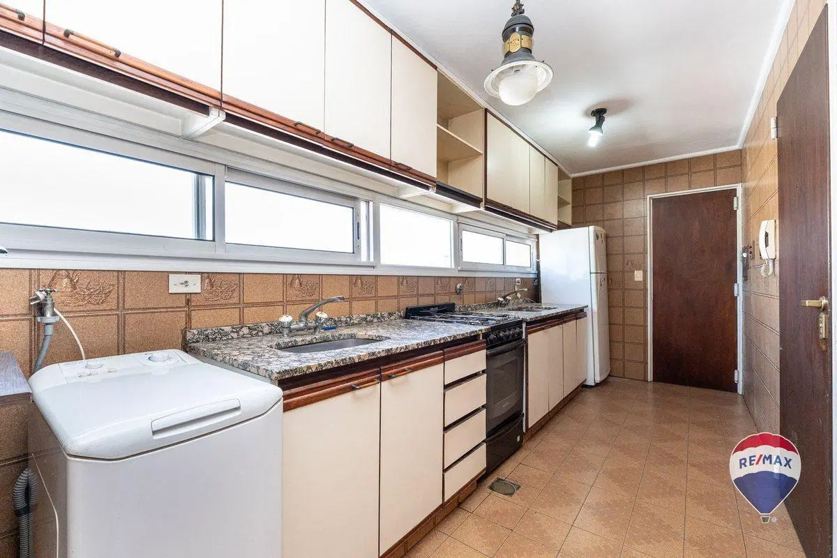 VENTA DEPTO 4 AMB COCHERA BALCON 4 BAÑOS ALMAGRO 3