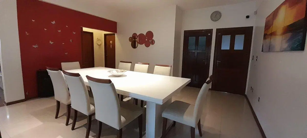 VENTA TRIPLEX IMPECABLE ,  4 AMBIENTES, BERNAL 3