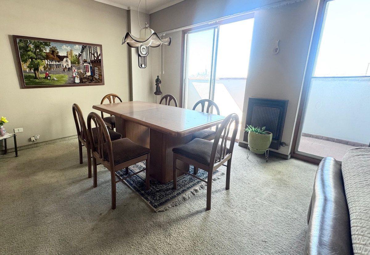 VENTA DEPARTAMENTO AVELLANEDA 4 AMBIENTES CON DEP.