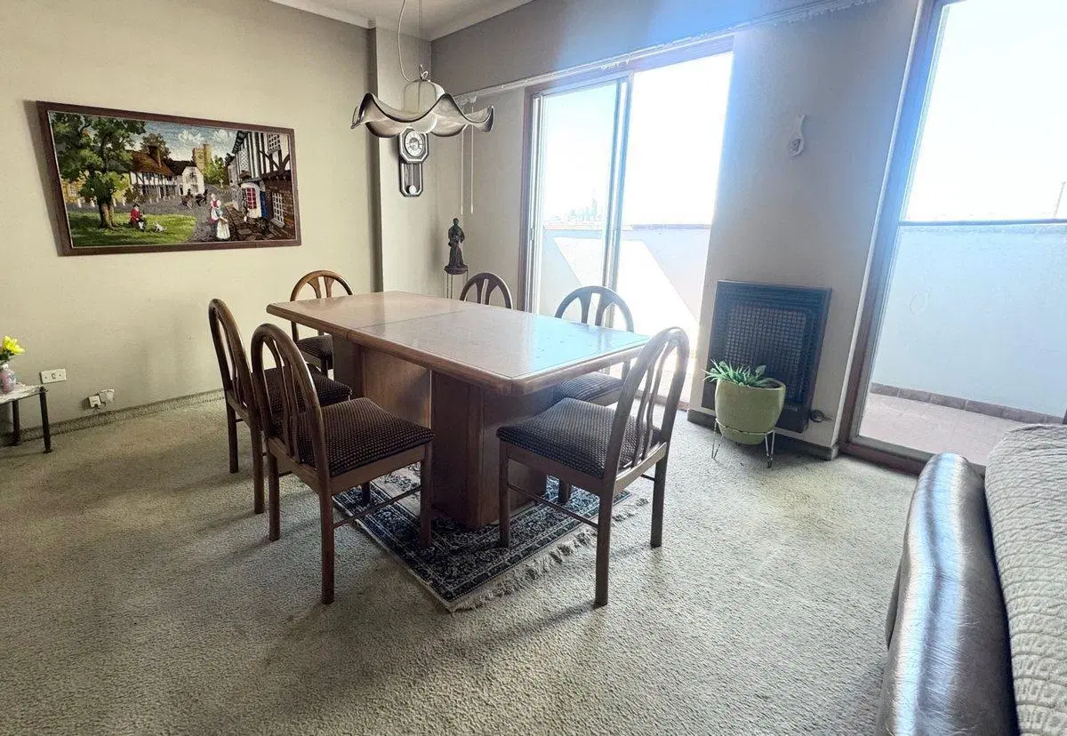 VENTA DEPARTAMENTO AVELLANEDA 4 AMBIENTES CON DEP. 2