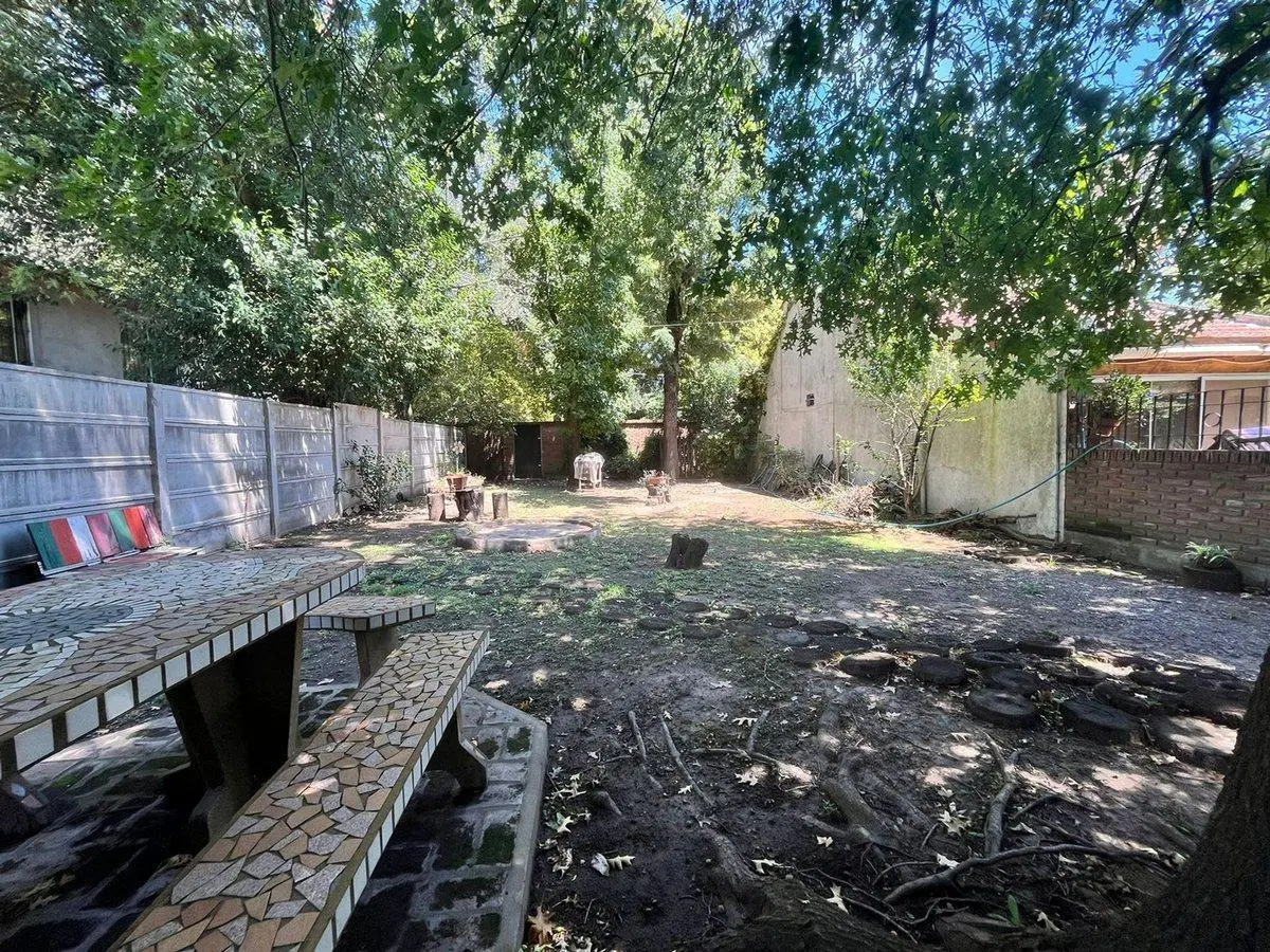 Venta Lote con construccion INVERSION Longchamps 3