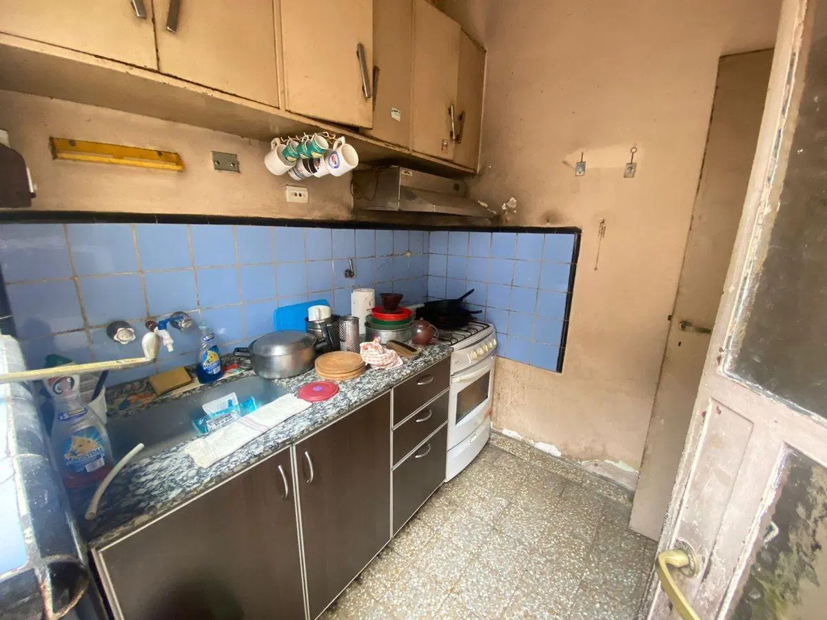 CASA A RECICLAR O LOTE EN PATERNAL 5