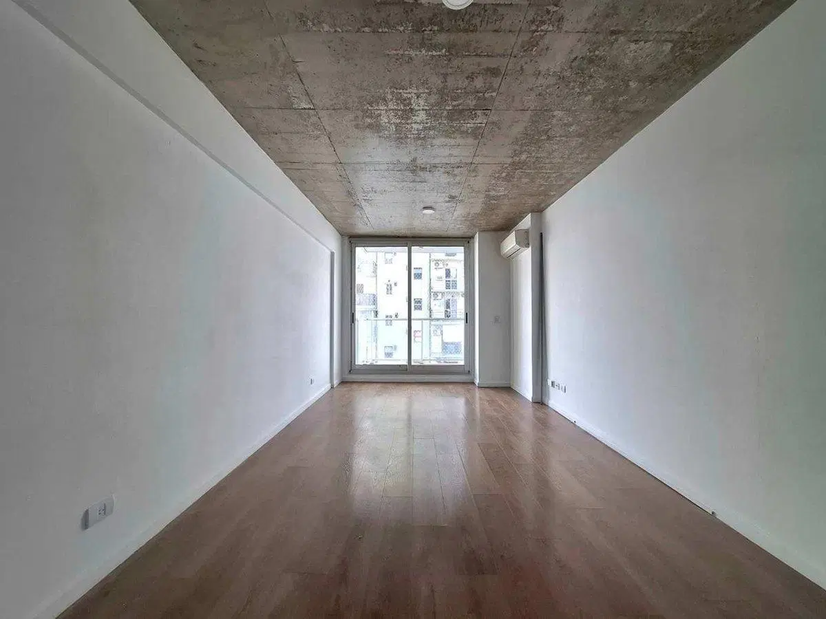 Venta Monoambiente Balvanera c/ balcon 2