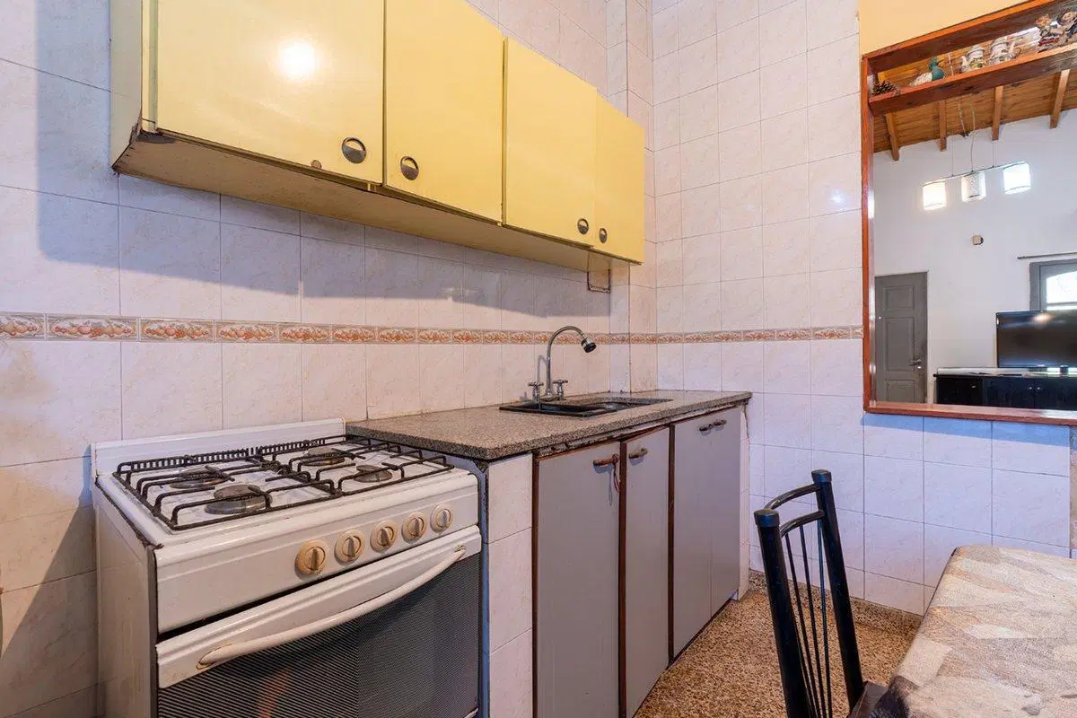 VENTA PH 6 AMBIENTES V. LUGANO CON PATIO Y TERRAZA 2