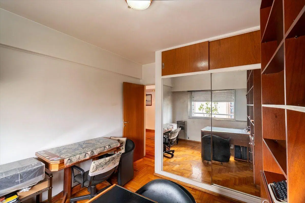 VENTA DEPARTAMENTO 4 AMBIENTES CON COCHERA QUILMES 4