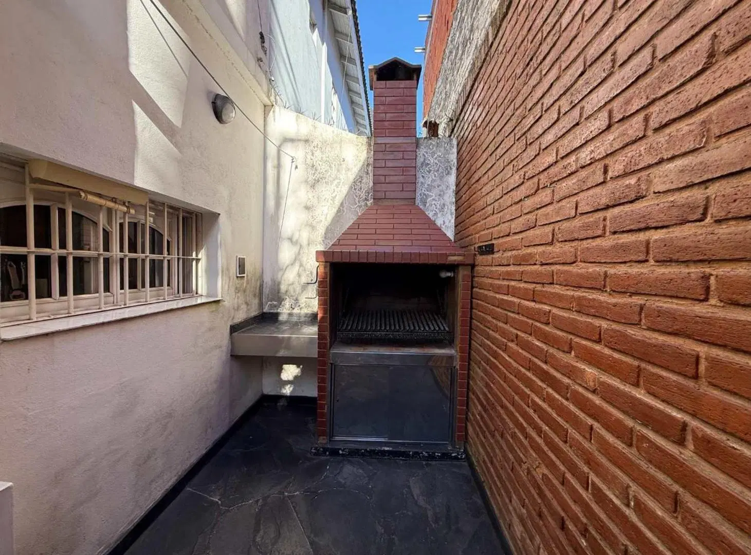VENTA PH 3 AMBIENTES CON PATIO Y COCHERA EZPELETA 5