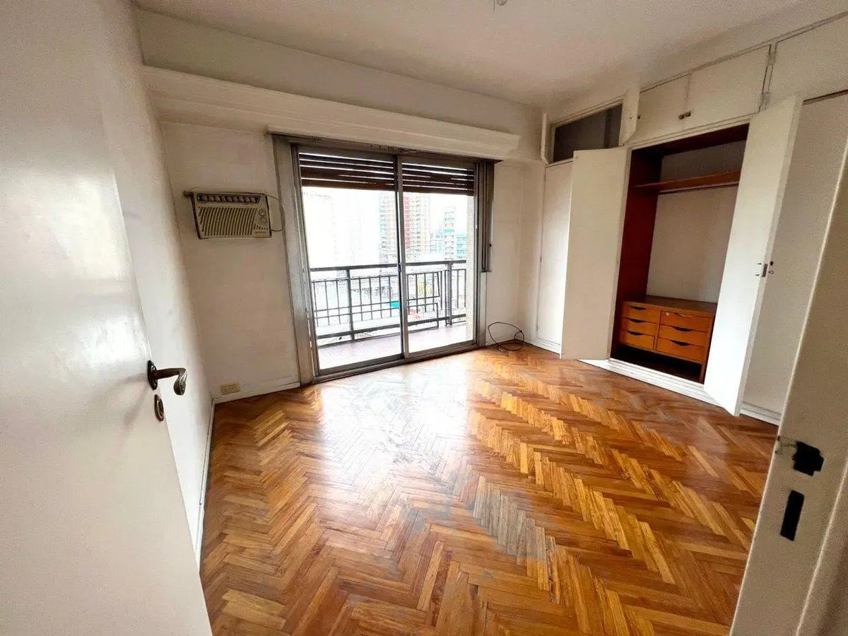VENTA DEPARTAMENTO 4 AMB + DEP.ENDENCIA AVELLANEDA 4