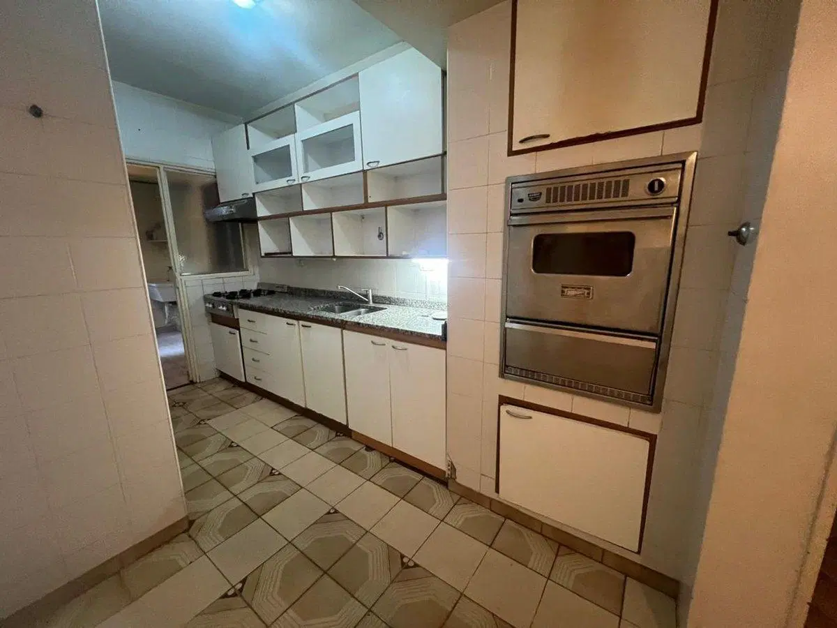 VENTA DEPARTAMENTO 4 AMB + DEP.ENDENCIA AVELLANEDA 2