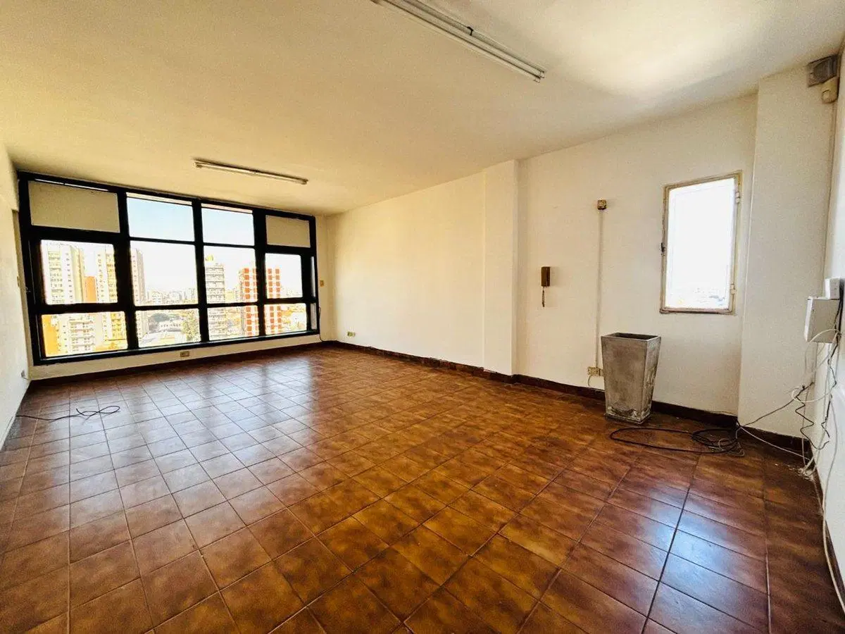 VENTA OFICINA AVELLANEDA CENTRO 2