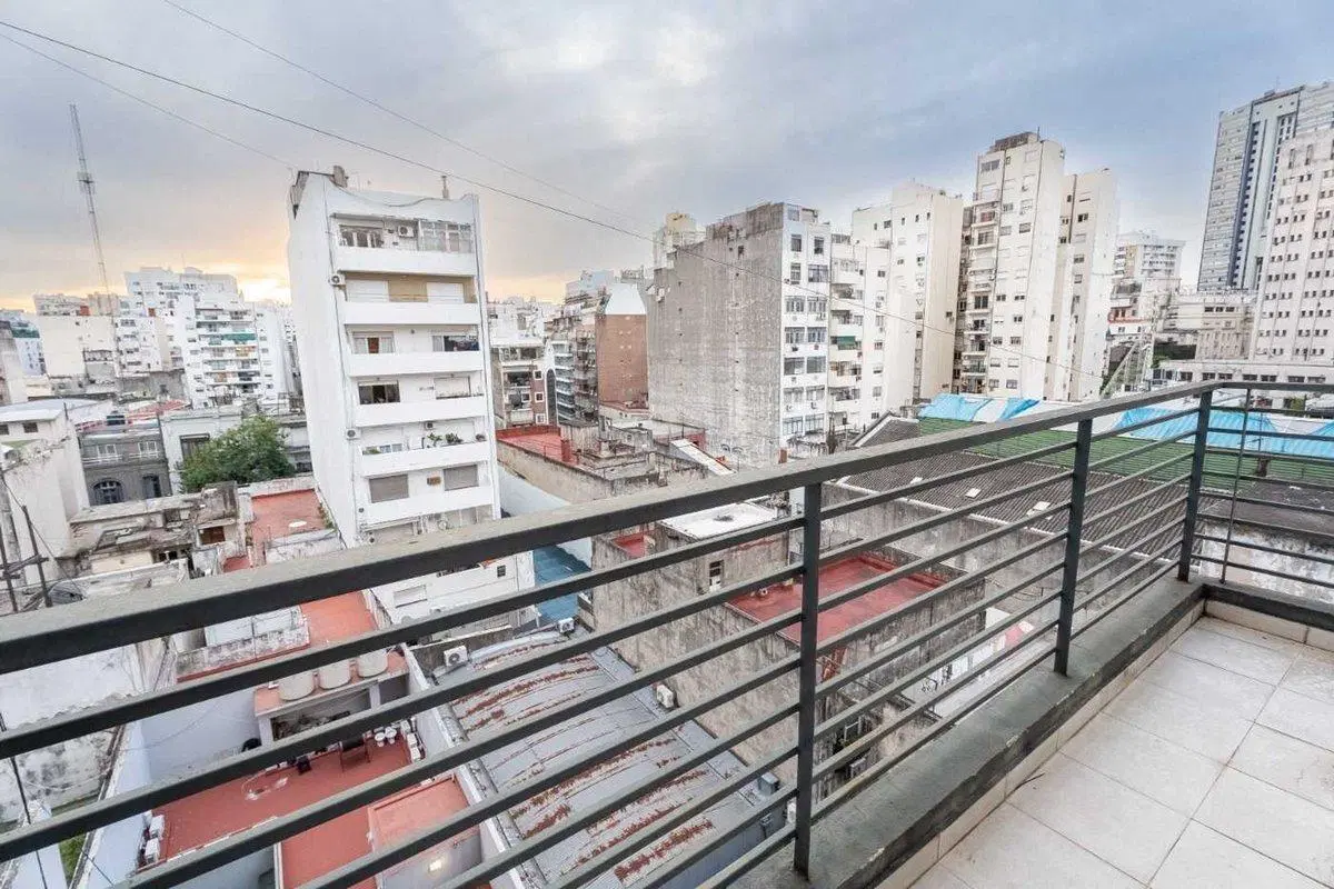 VENTA DEPTO 3 AMBIENTES FAC. DE MEDICINA BALVANERA 2