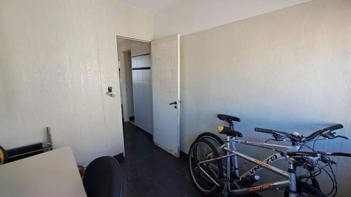 VENTA PISO 4 AMBIENTES CON HABITACIÓN DE SERVICIO 2
