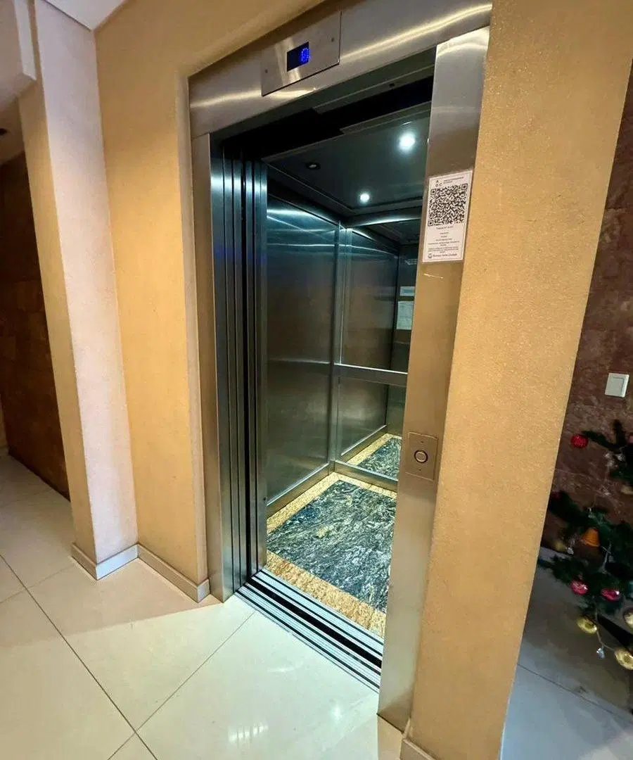 Hermoso departamento 4 ambientes con cochera 2