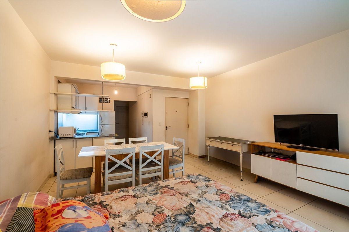 Venta depto 2 ambientes balcon al Frente Caballito