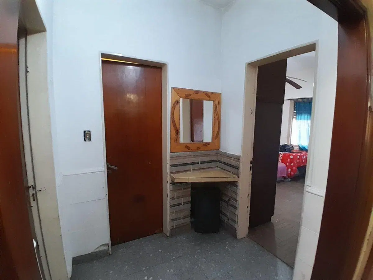 VENTA CASA 3 AMB/ LOMAS DE ZAMORA/ OPORTUNIDAD 2